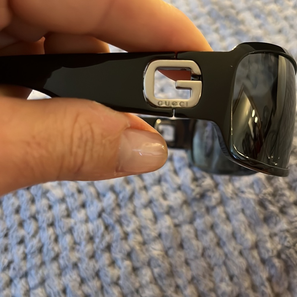 Glasses - Picture 6 of 9